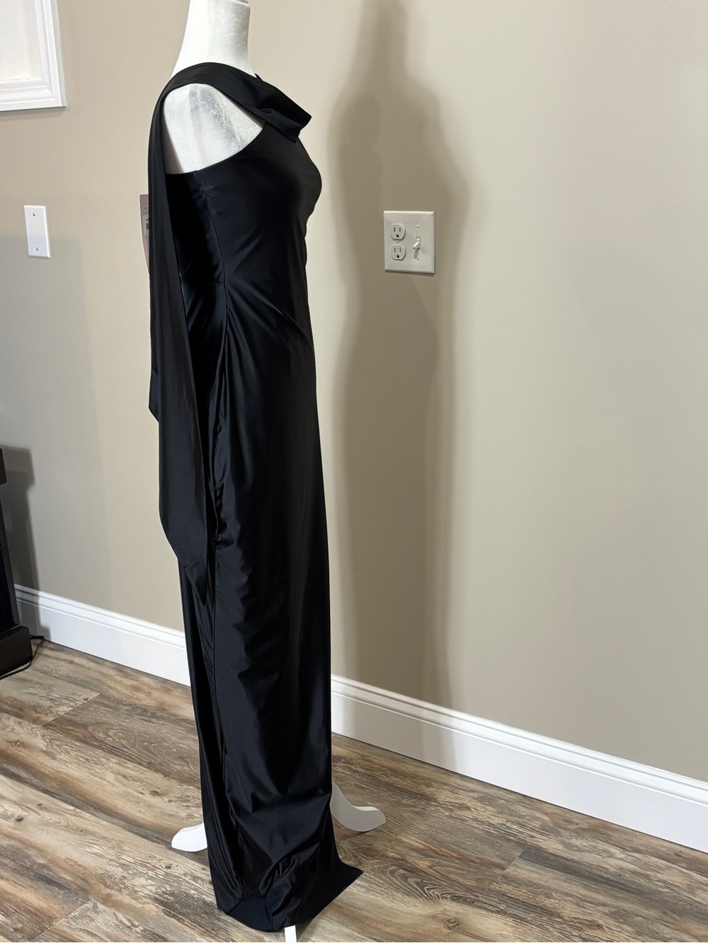 Oh Polly Sheril Asymmetric Scarf-Detail Maxi Dress - Picture 14 of 17